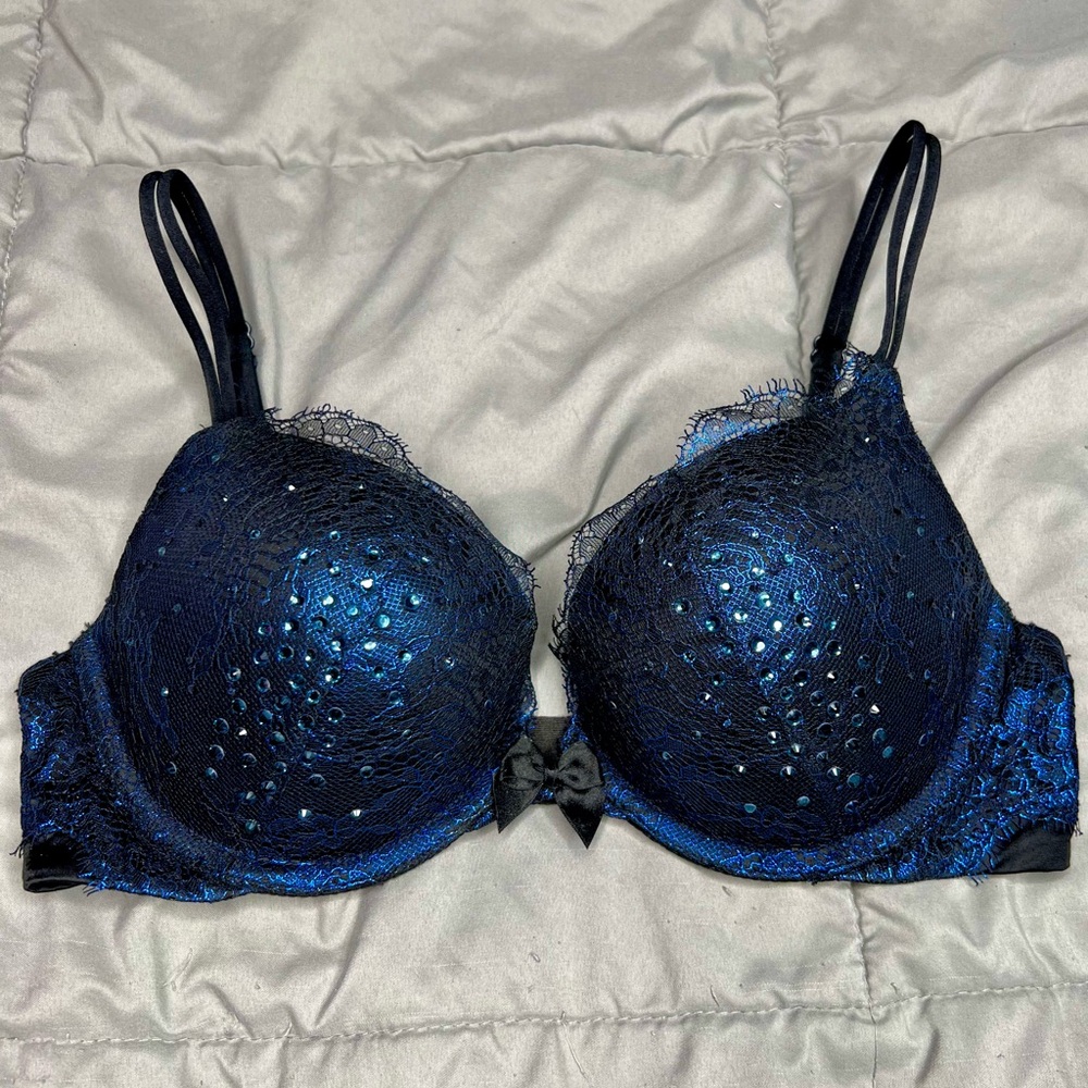 34C Victoria’s Secret Fashion Show Push-Up Bra With Swarovski Crystals